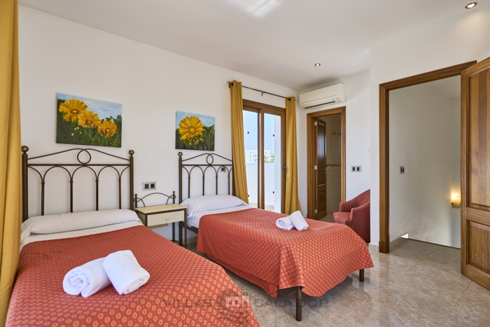 Villa Cala Dia, 4 dormitorios ,Cala DOr , Mallorca Villa Cala Dia, 4 dormitorios ,Cala DOr , Mallorca