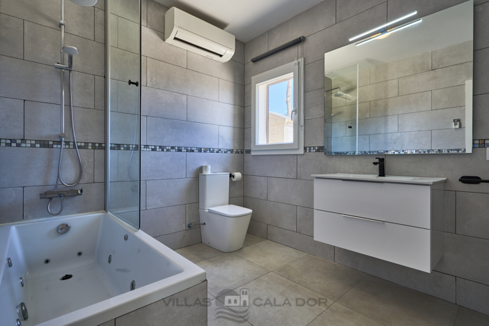 Ferienhaus Guadi, 6 Schlafzimmer,  Cala Dor, Mallorca